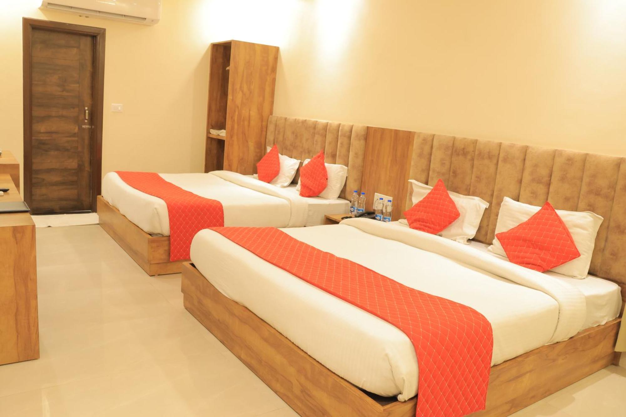 Hampton Hotel - 200 Mt From Golden Temple Amritsar Exterior foto