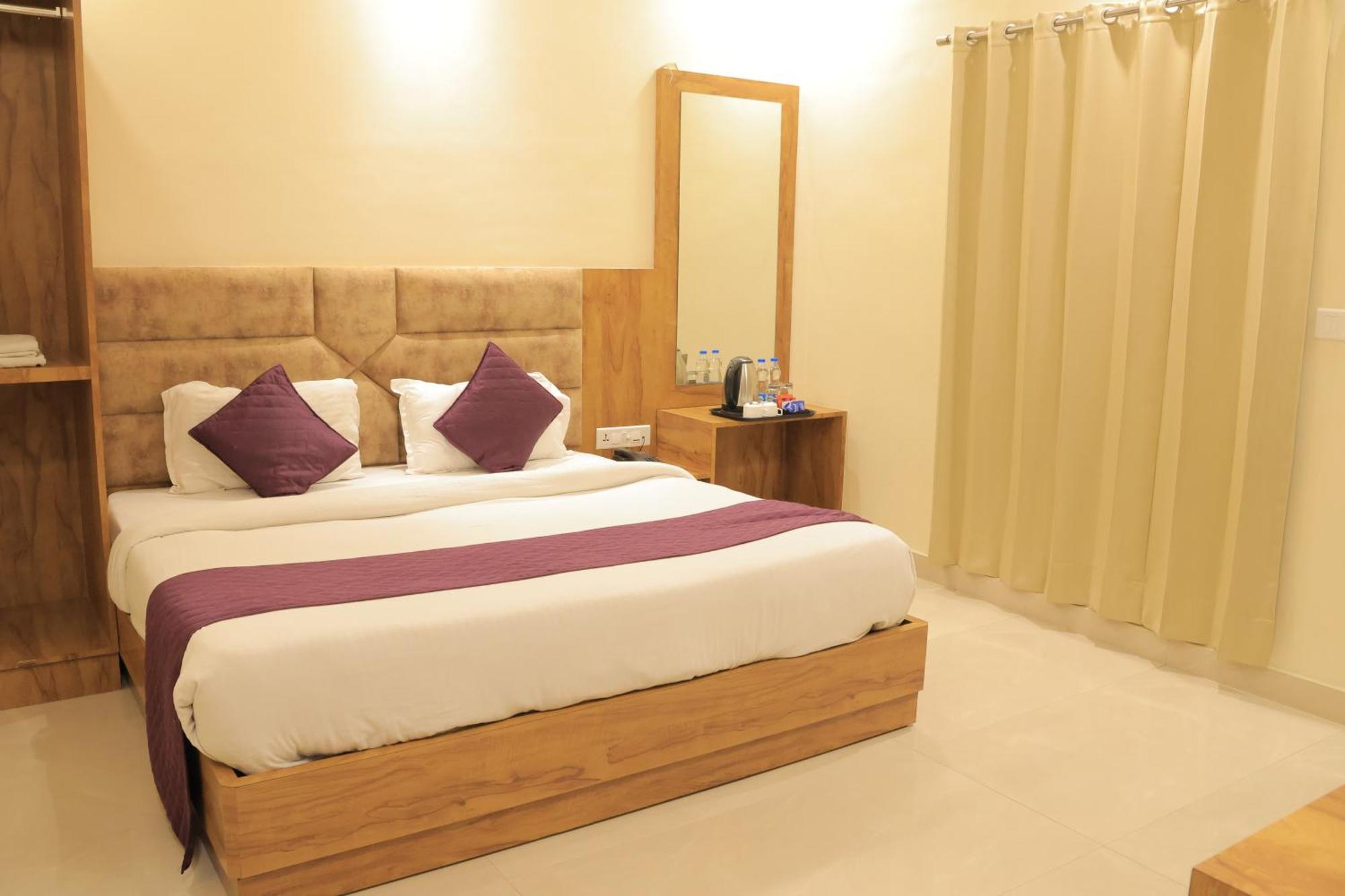 Hampton Hotel - 200 Mt From Golden Temple Amritsar Exterior foto